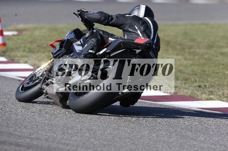 /Archiv-2025/49 26.08.2025 Cornu Master School ADR/blau-bleu/57